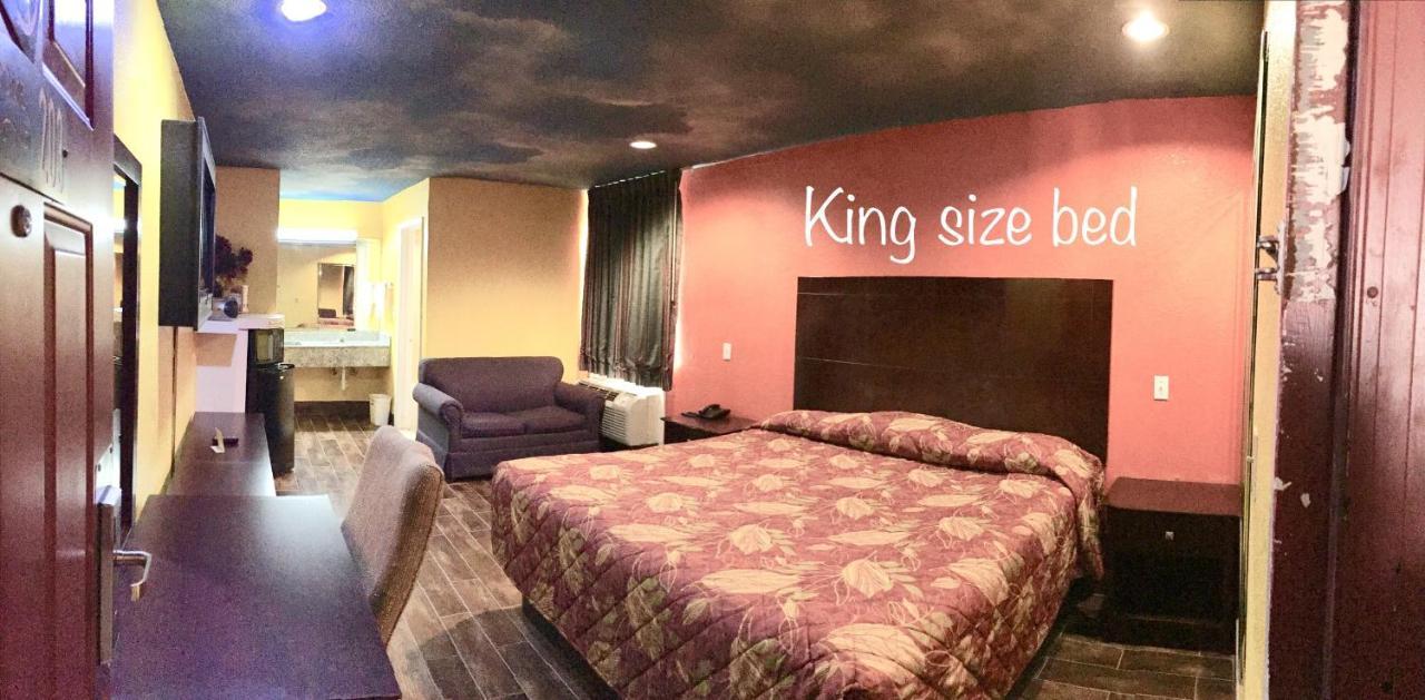 צ'אנלוויו Luxury Inn מראה חיצוני תמונה