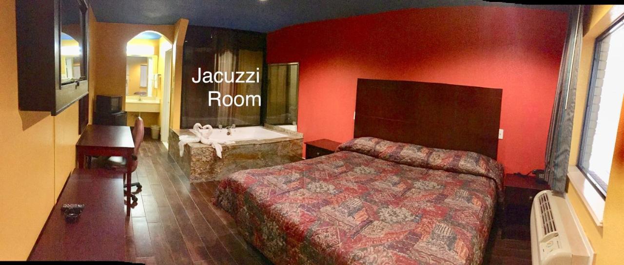 צ'אנלוויו Luxury Inn מראה חיצוני תמונה