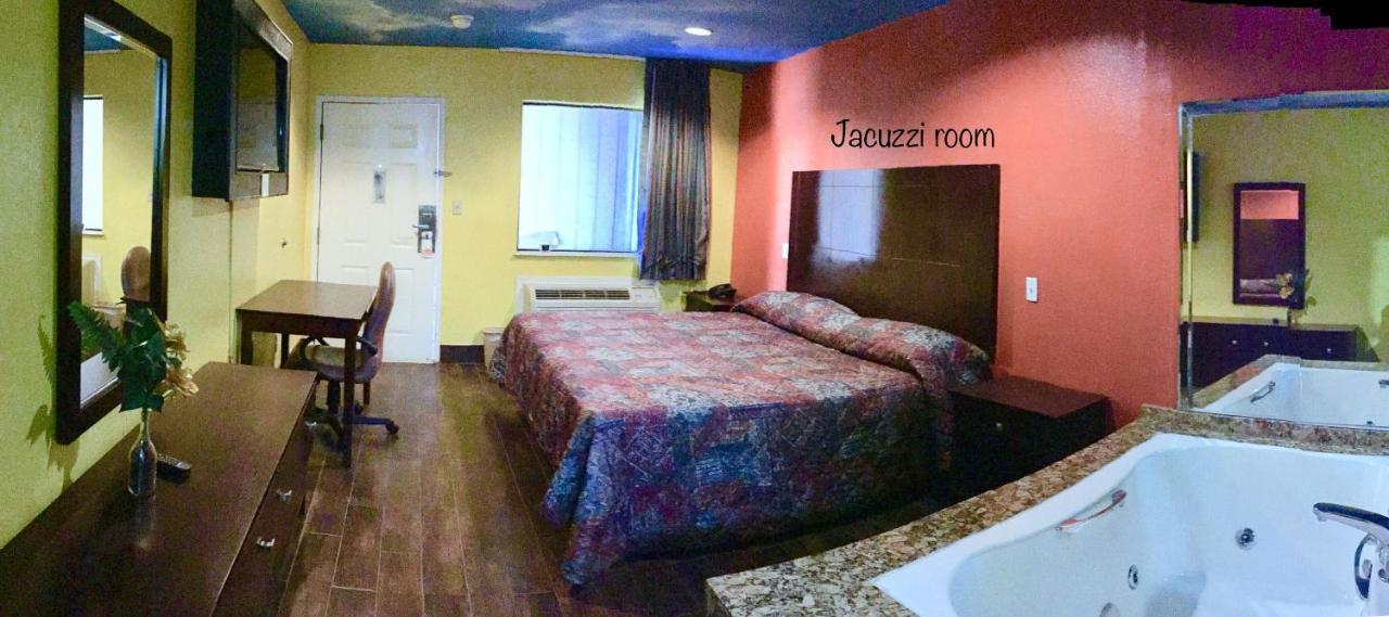 צ'אנלוויו Luxury Inn מראה חיצוני תמונה
