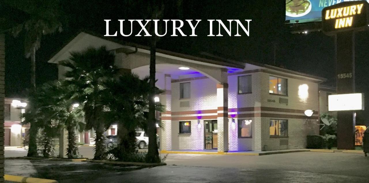 צ'אנלוויו Luxury Inn מראה חיצוני תמונה